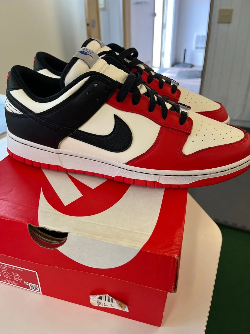 Nike Dunk Low retro Chicago Bulls Low-Top Sneakers - White/Red/Black 75th ann